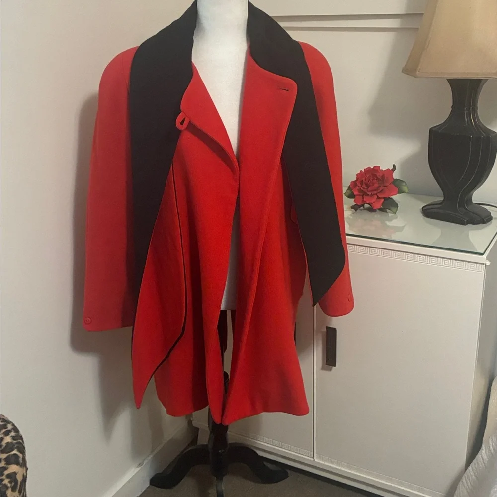 Vintage Elegant Red Wool Women's Coat Size 8 - Picture 5 of 8